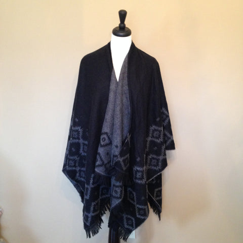 Aztec Knit poncho by KnitPopShop